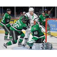 Texas Stars Defend against the San Antonio Rampage