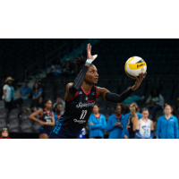 Omaha Supernovas opposite hitter Kelsie Payne